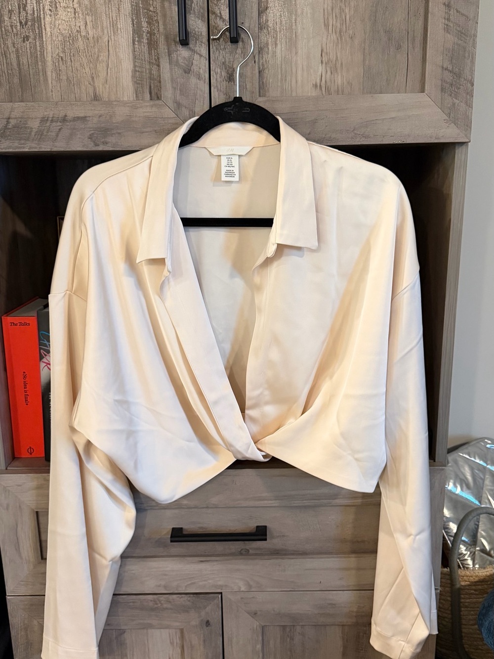 H&M Cream Twist-Front Satin-Look Blouse